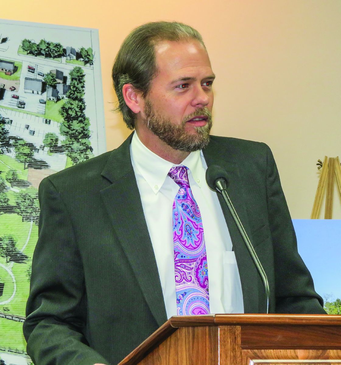 Battle of Franklin Trust Chief Executive Officer speaks at sale