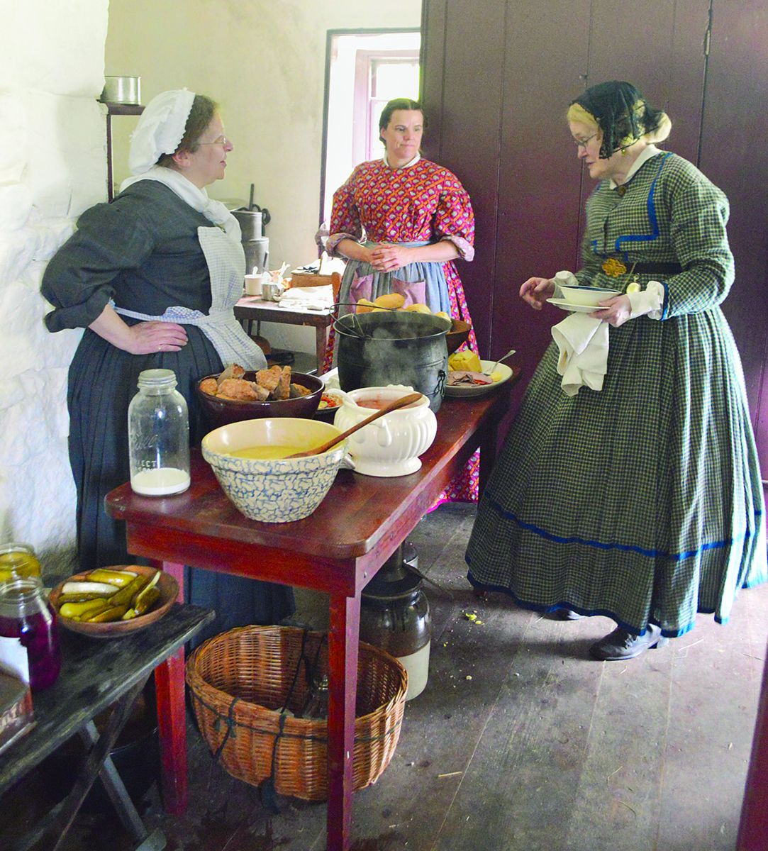 Vaughne Hansen, Matamoras, Pa., Dee Picking, Chambersburg, Pa., Susan Berardi, Fairport, N.Y., meet at breakfast time.