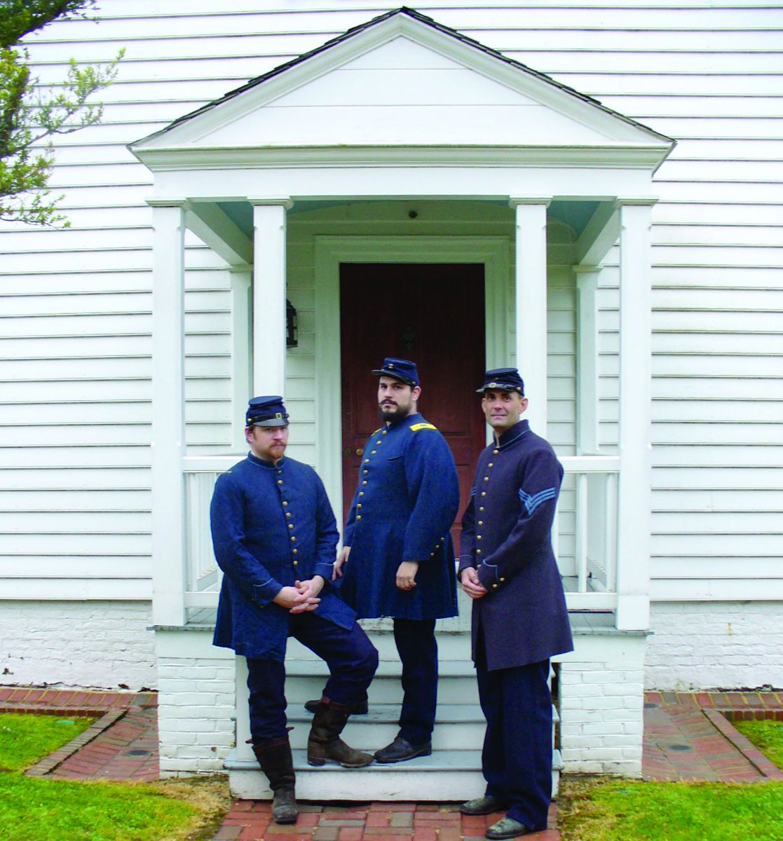 Federal command group by the Endview Plantation house, comprised of (left to right): Paul Boulden, J.P. Washington and Mark Susnis.