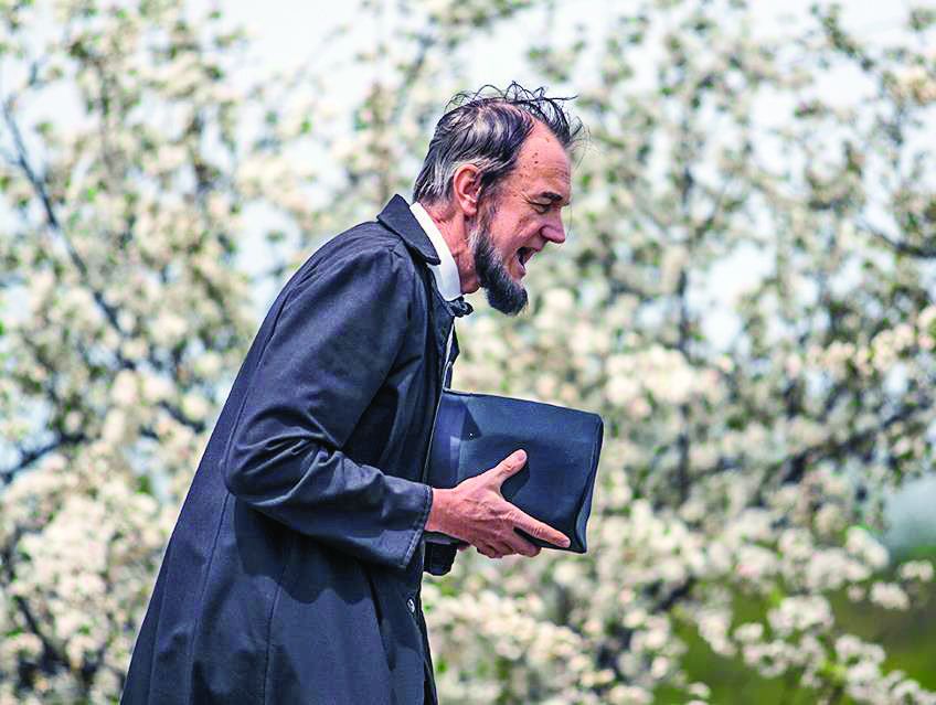 Abe Lincoln is portrayed by Gerald Payne.