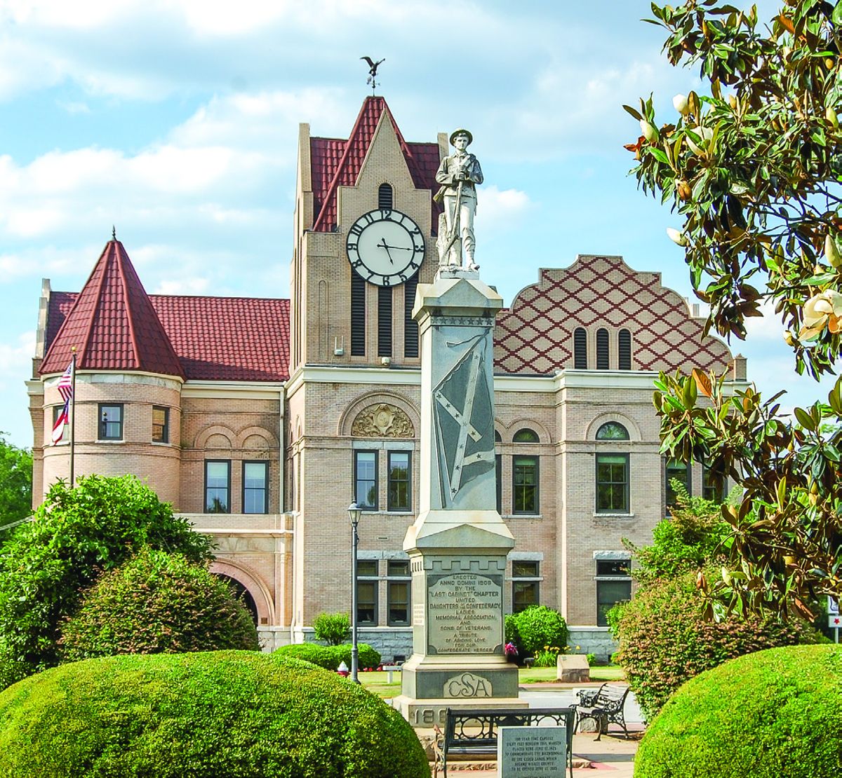 Wilkes County, Washington. The Last Cabinet Chapter of the U.D.C unveiled the Wilkes County monument in 1908. Among the inscriptions is a hortatory message to posterity.