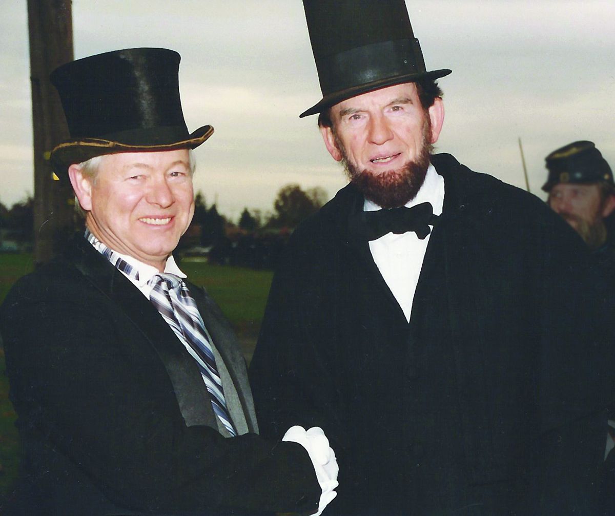 George and James Getty who portrayed Lincoln. (Julio Zangroniz)