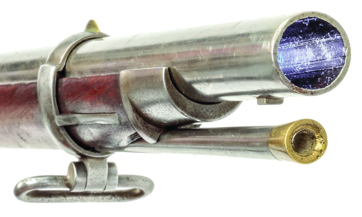 showing the narrow 7-groove rifling and the recess in the brass tipped ramrod for use with conical ammunition.