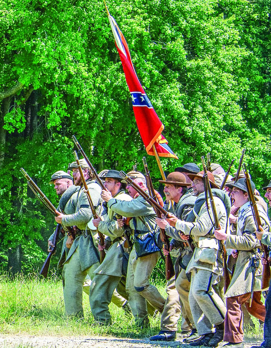 Confederates Advance on Casey’s Redoubt at Endview.