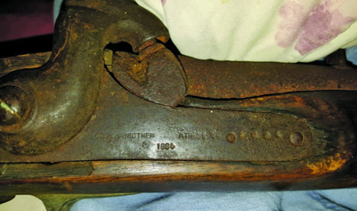 “COOK & BROTHER, ATHENS, GA 1864” are mostly discernible, but pitted and heavily oxidized around breech.