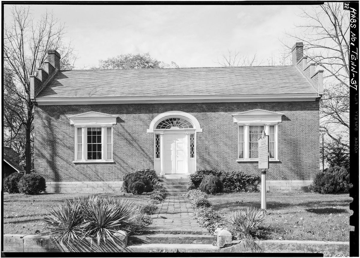 Carter House, 1140 Columbia Avenue, Franklin, Williamson County, Tenn. Located on the Franklin battlefield and the site of heavy fighting.