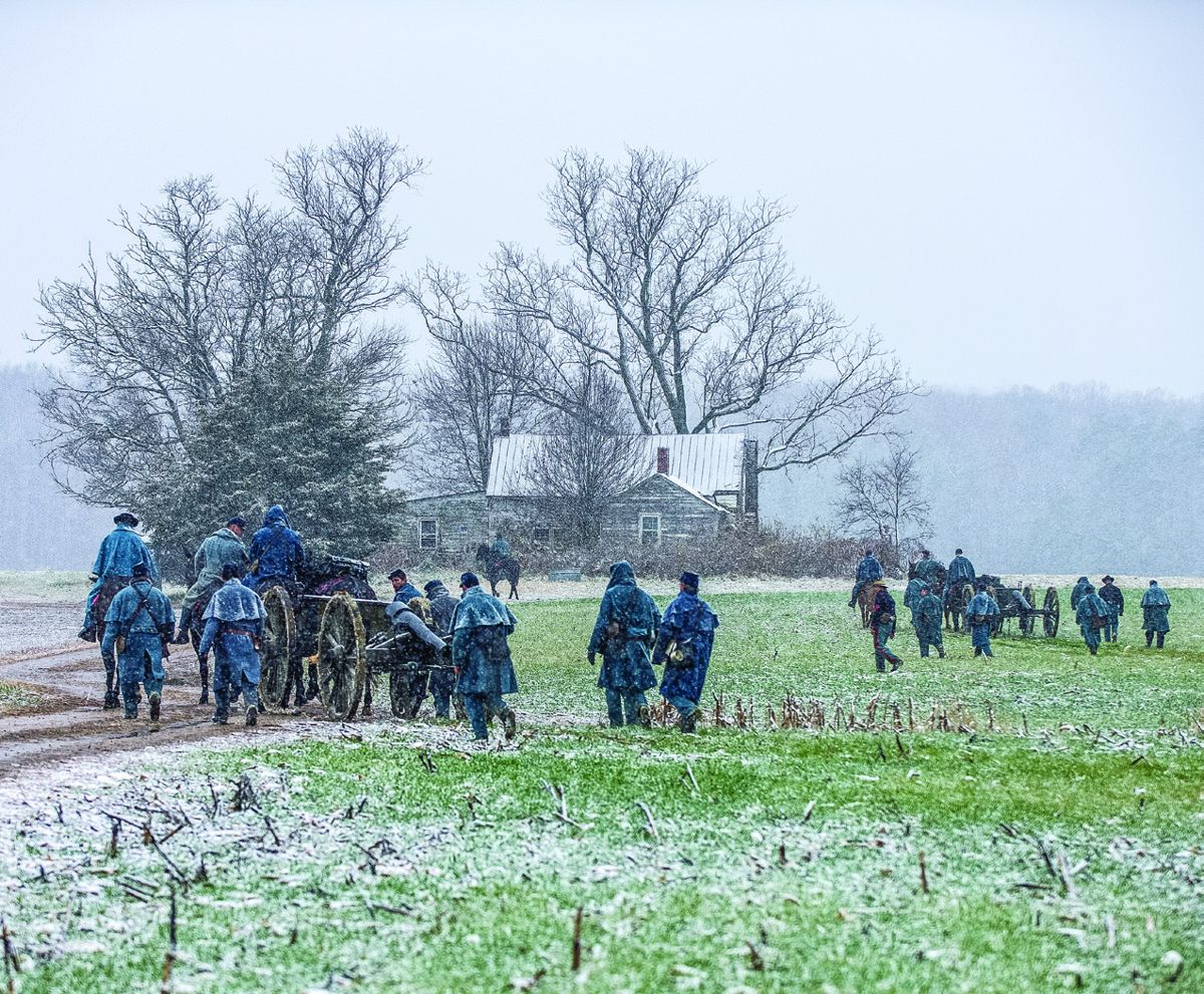 Artillerists moving their cannon in the snow. (Bob Sales)