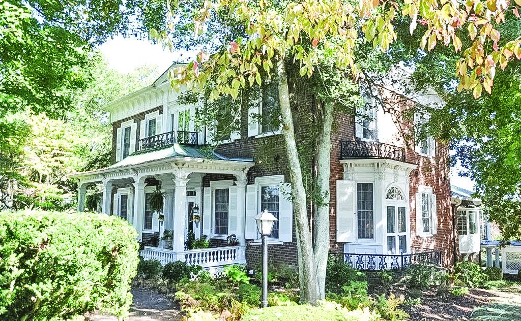 Boxwood Manor was Longstreet’s first headquarters in Greeneville, Tenn.