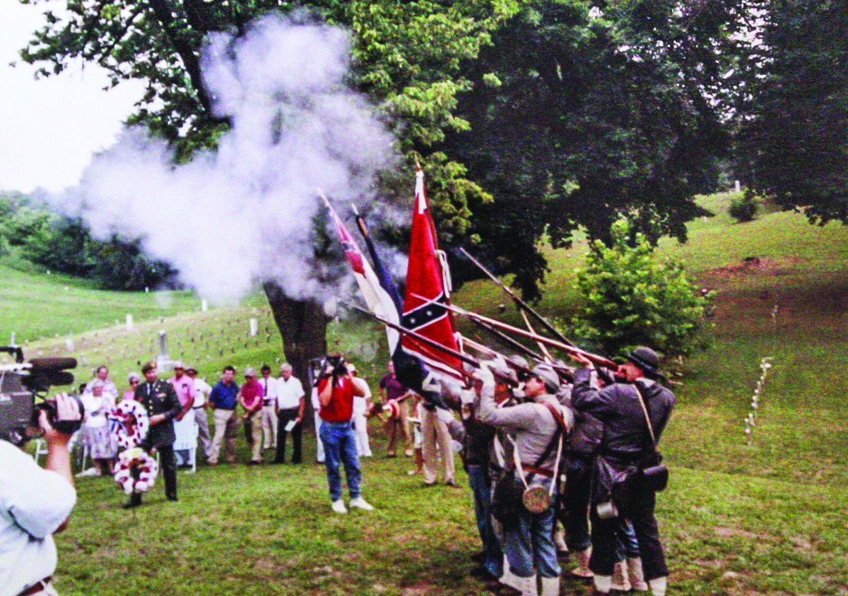 The program included a Confederate soldiers’ rifle salute.