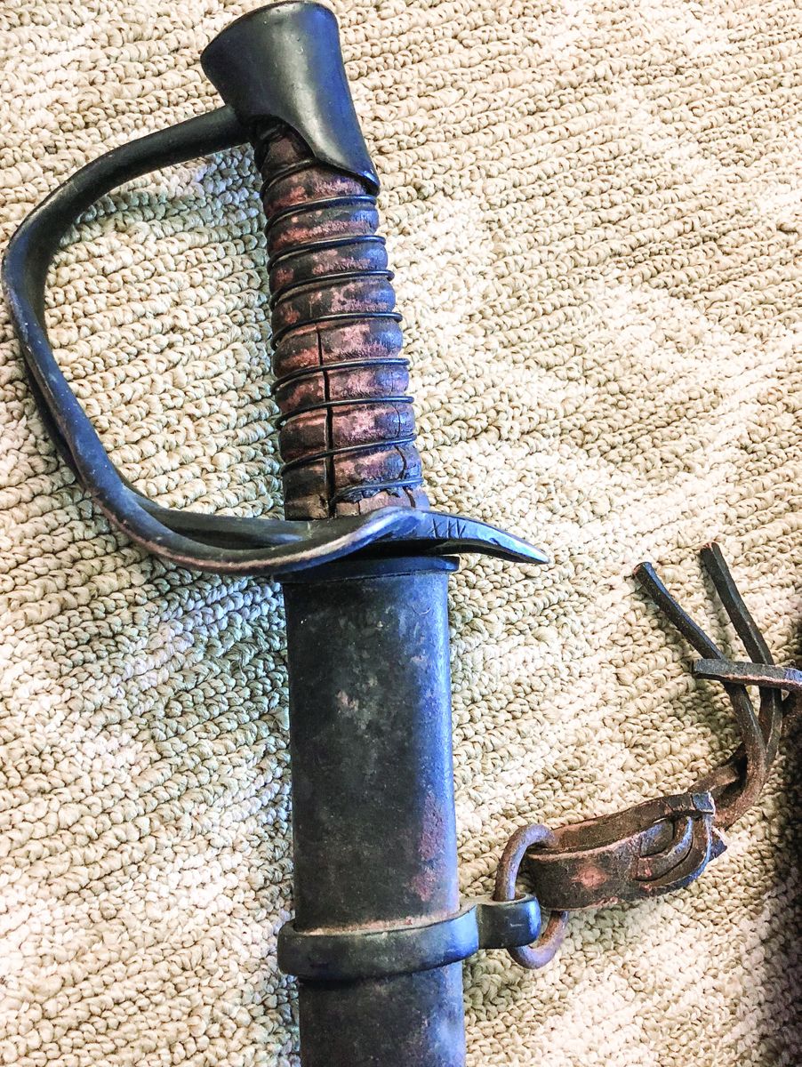 Family Sword Identified – A Froelich Sword — lead photograph from the original article
