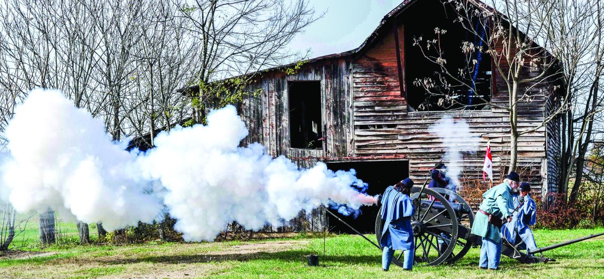 Stribling’s Battery firing demonstration for the volunteers.