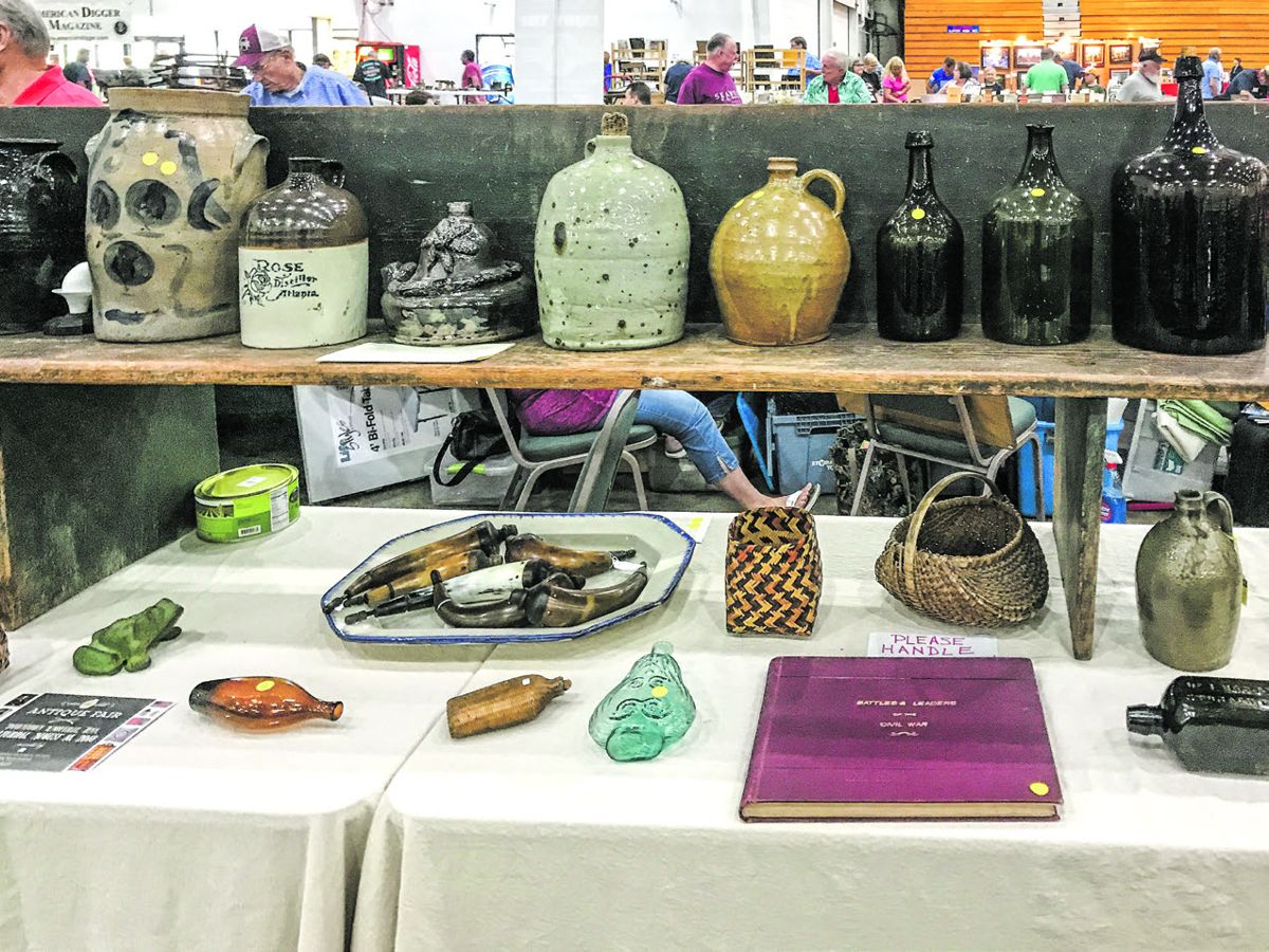 Glassware and pottery were also for sale at the show.