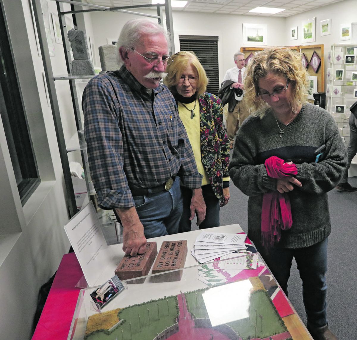 Taneytown Borough Council visiting Casteel’s studio.