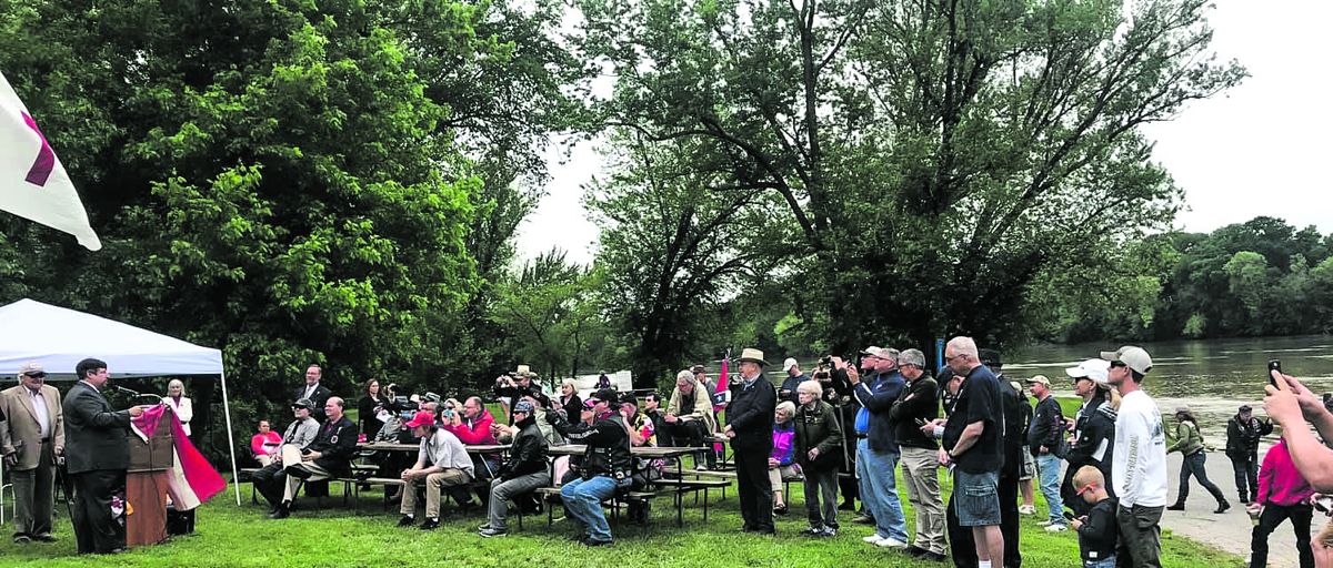 A view of some attendees at the statue rededication.