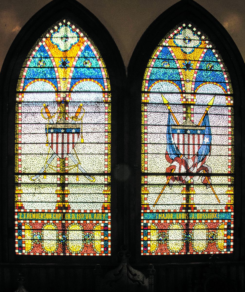 Stained glass windows with Union shields are located in the back of the chapel’s chancel. Union veterans donated funds to the chapel and the Soldiers’ Home as a gesture of reconciliation.