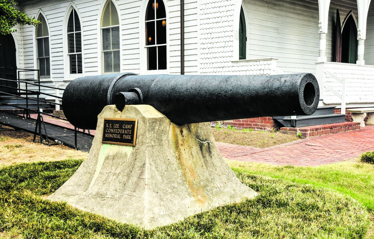 R.E. Lee Camp Monument – This cannon was cast at the West Point Foundry in the 1850’s, banded and rifled by the Confederates with a 7-inch bore. This gun was used in the defense of Fort Sumter, then relocated to the chapel grounds.
