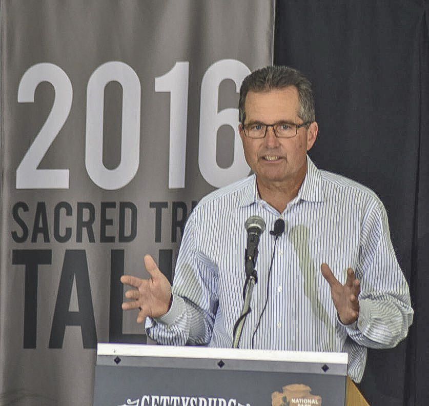 David T. Dixon discussed the lost Gettysburg Address during 2016’s Sacred Trust lecture series.
