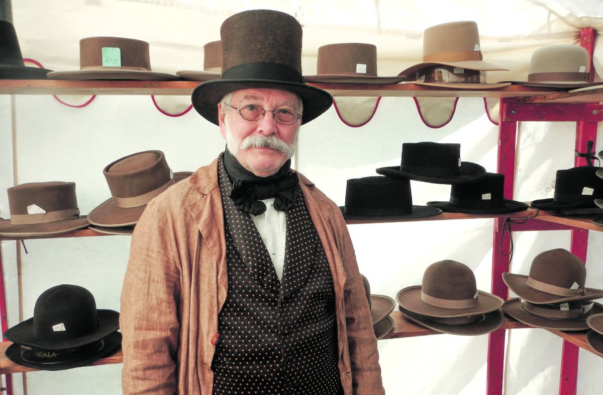 Sutler Dirty Billy Hats, Gettysburg, Penn.