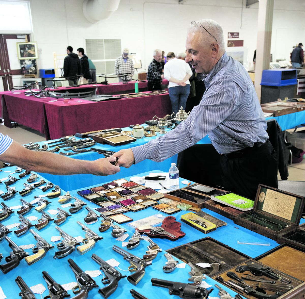 Vin Caponi doing one of his many deals over the weekend.
