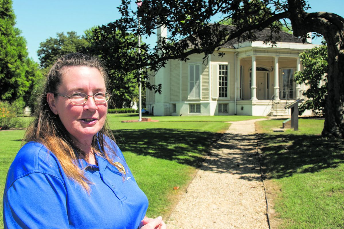 Wendy Alvis is the curator of the Violet Bank Museum.