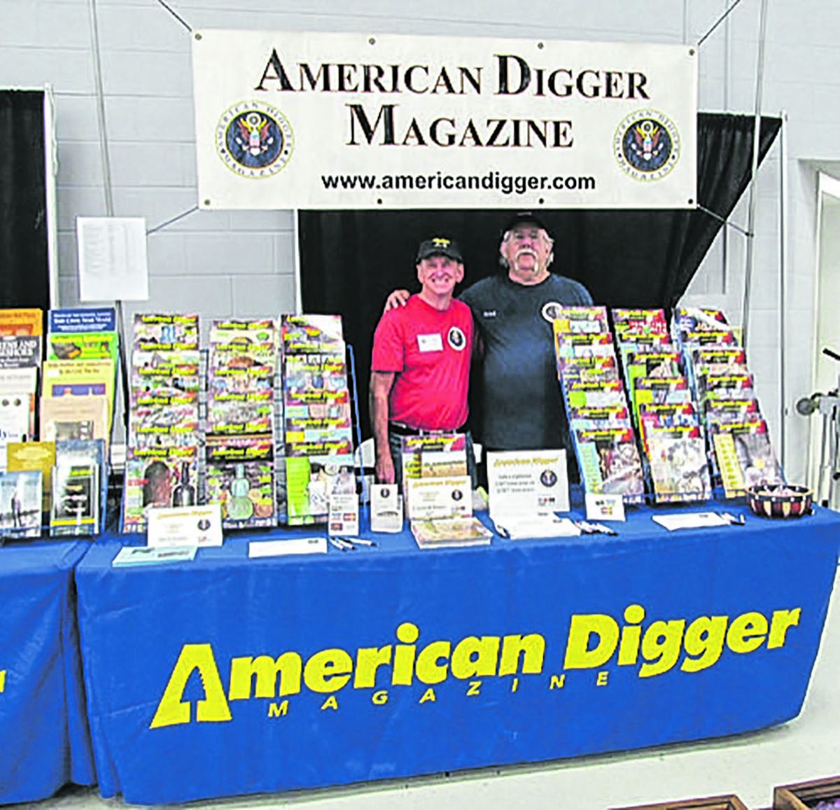 Event promoter and publisher Butch Holcombe and Bill Hayes at the American Digger Magazine tables.