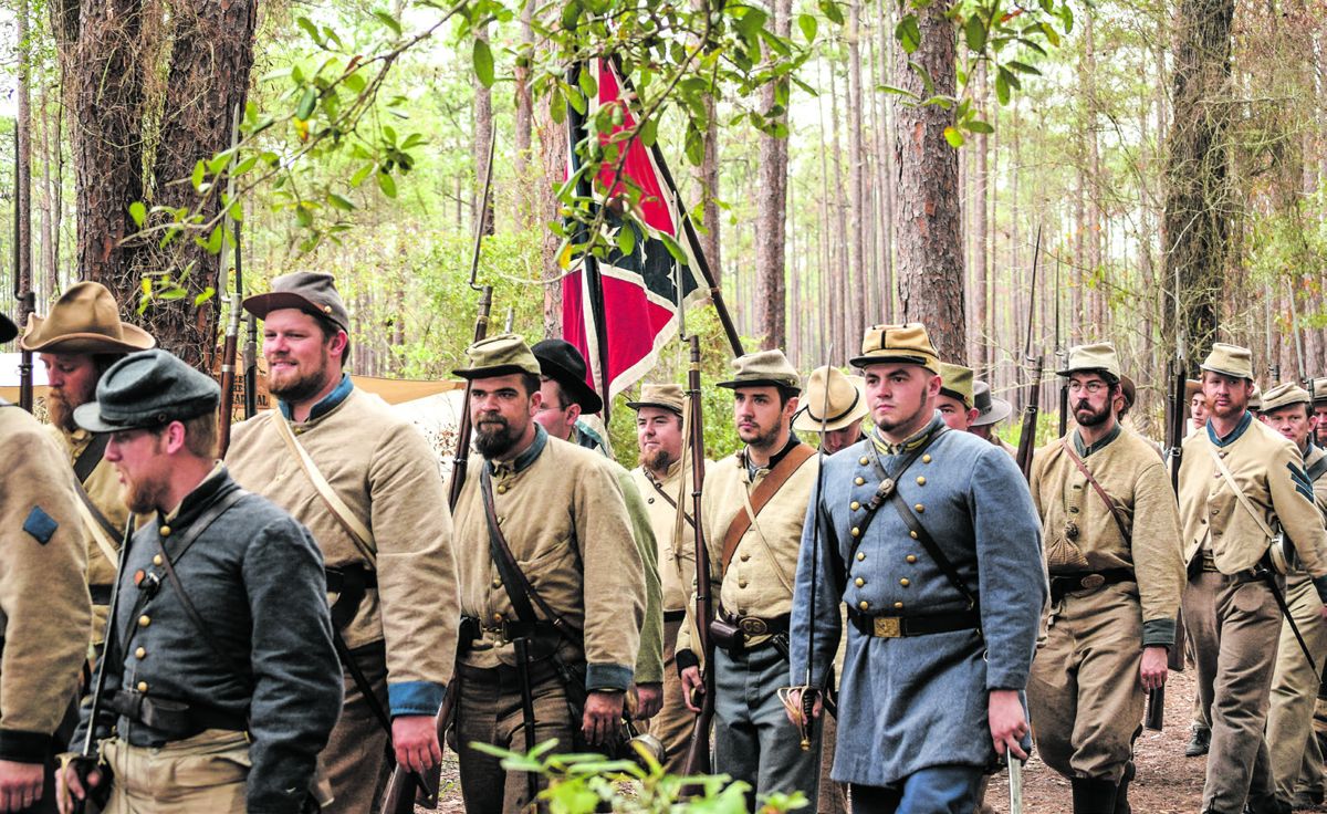 Confederate troops marching into battle. (Paul Duran)