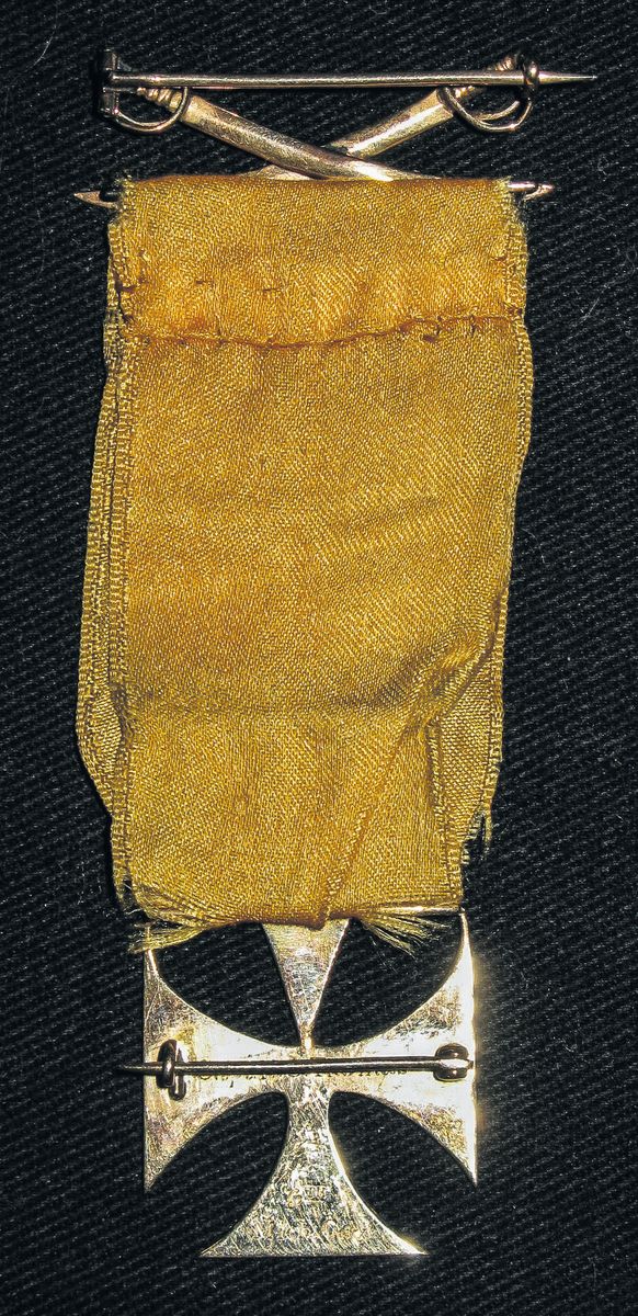 Scarce George Custer Related ID Pin — photograph 7 from the original article