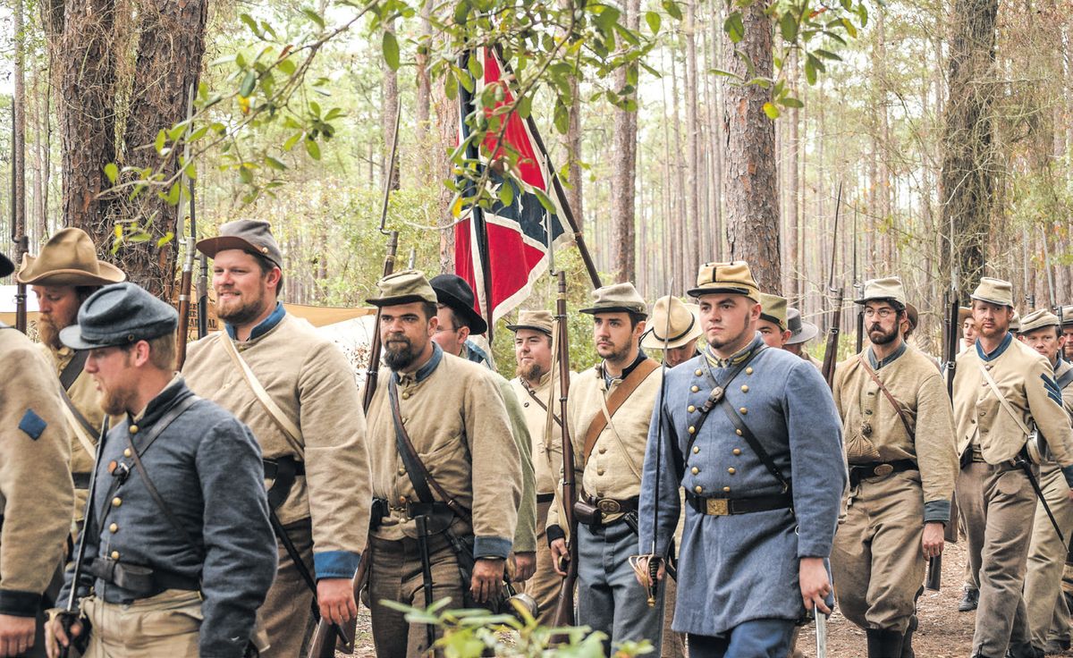 Confederate troops marching into battle. (Paul Duran)
