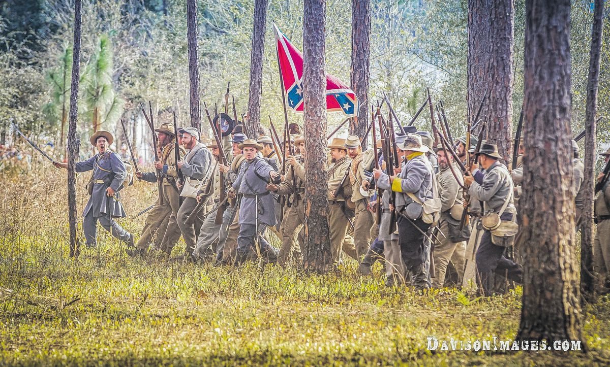 Confederates charge toward the advancing Federal troops. (Tom Davison)