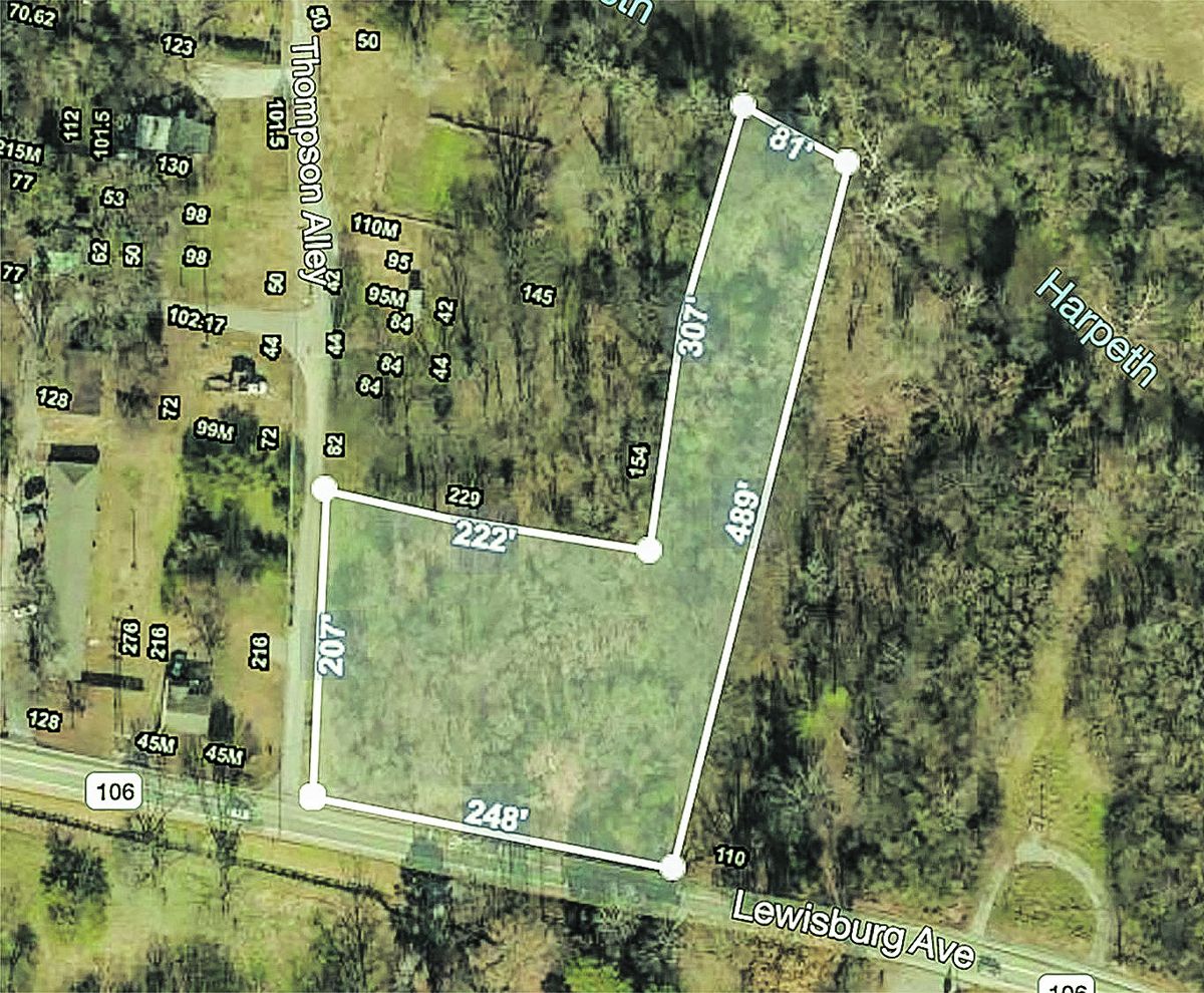 Aerial view of the most recent purchase. The Harpeth River borders the property one side and with the Lewisburg Pike on the other. This property was the extreme right of the Confederate attack. Courtesy of Parks Auction.