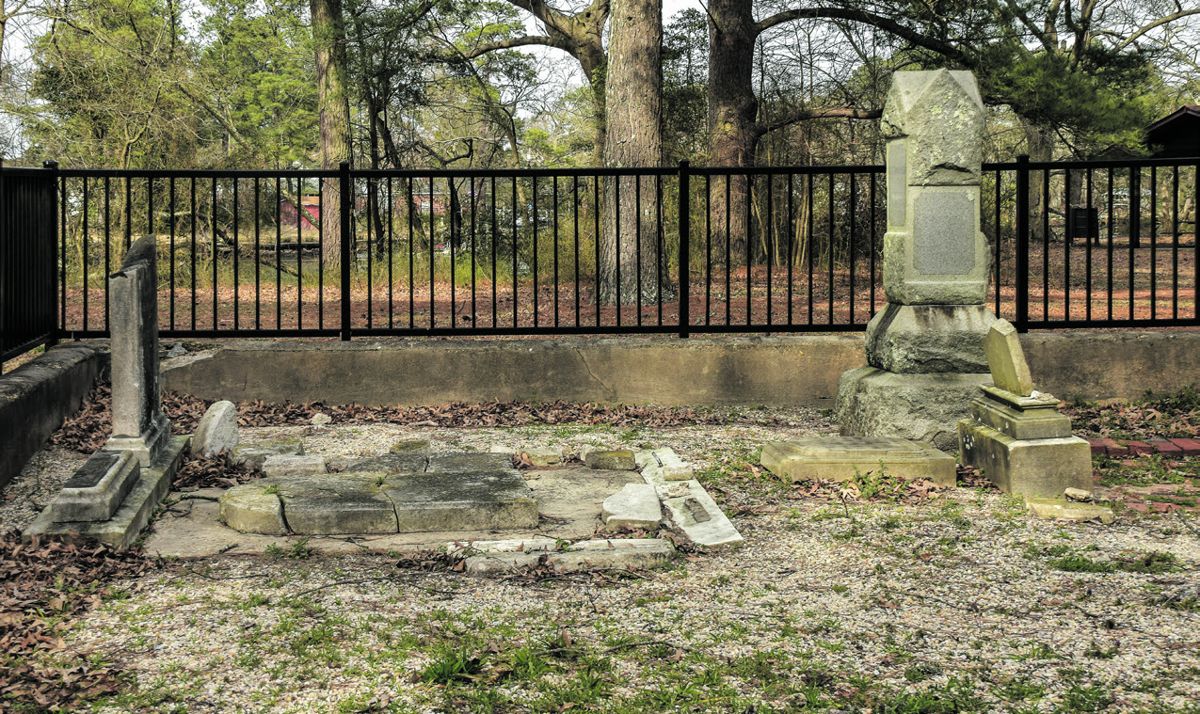 Wallace Family Cemetery at Deep Creek.