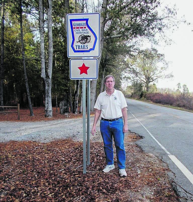 Steve Longcrier at one of 1,000 trailblazer signs. Courtesy of Georgia Civil War Heritage Trails, Inc.