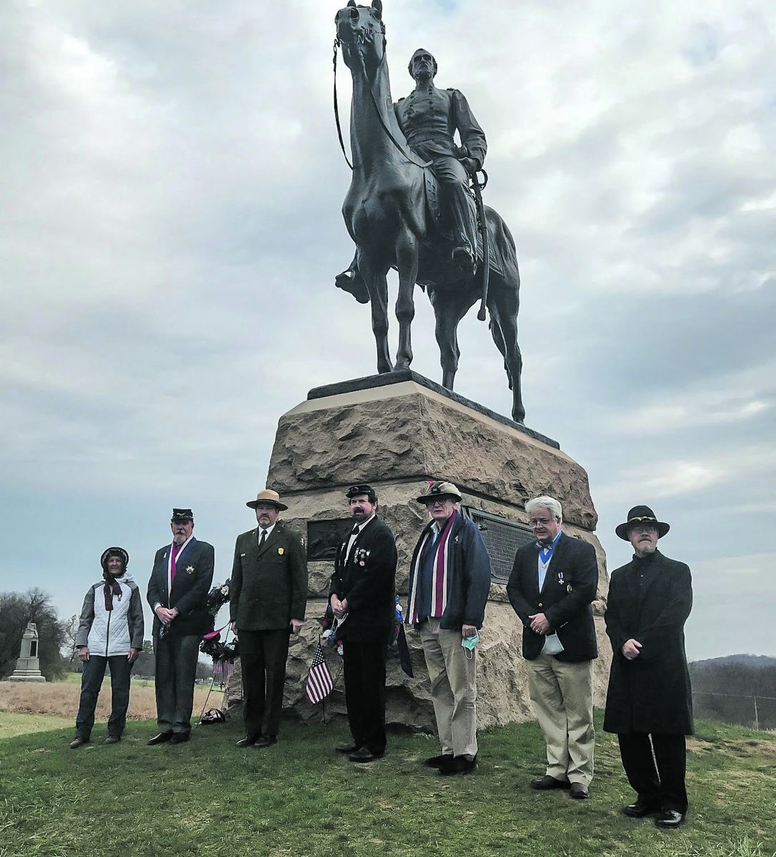 MOLLUS members at Remembrance Day 2020.