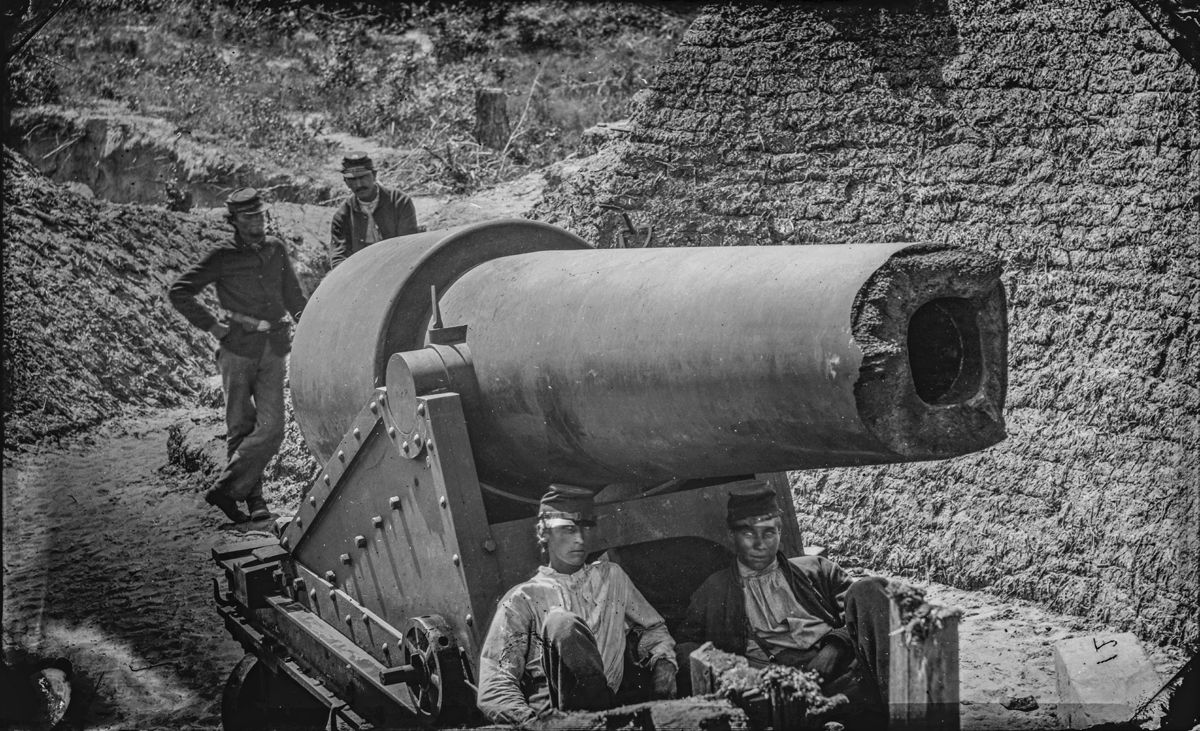 Morris Island, South Carolina. A 300-pounder Parrot rifle after bursting its muzzle.