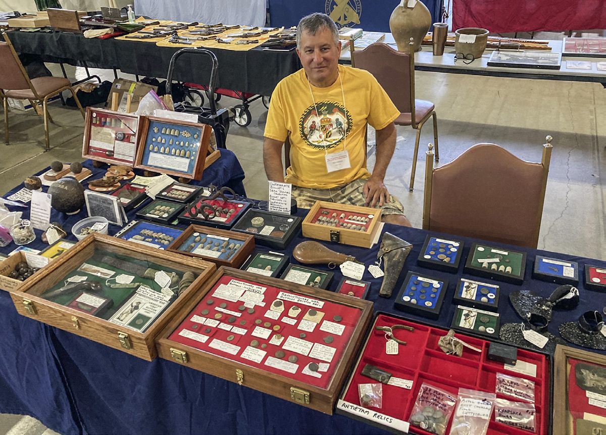 Mike Mancuso displaying a variety of excavated relics from Gettysburg and Antietam.