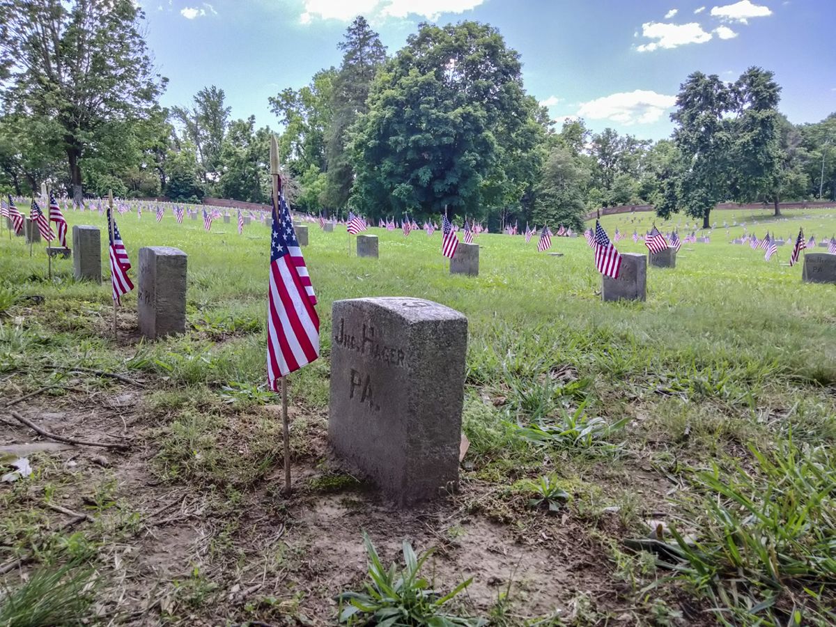 Fredericksburg National Cemetery where the remains of 15,300 soldiers were interned. (Tim Talbott)