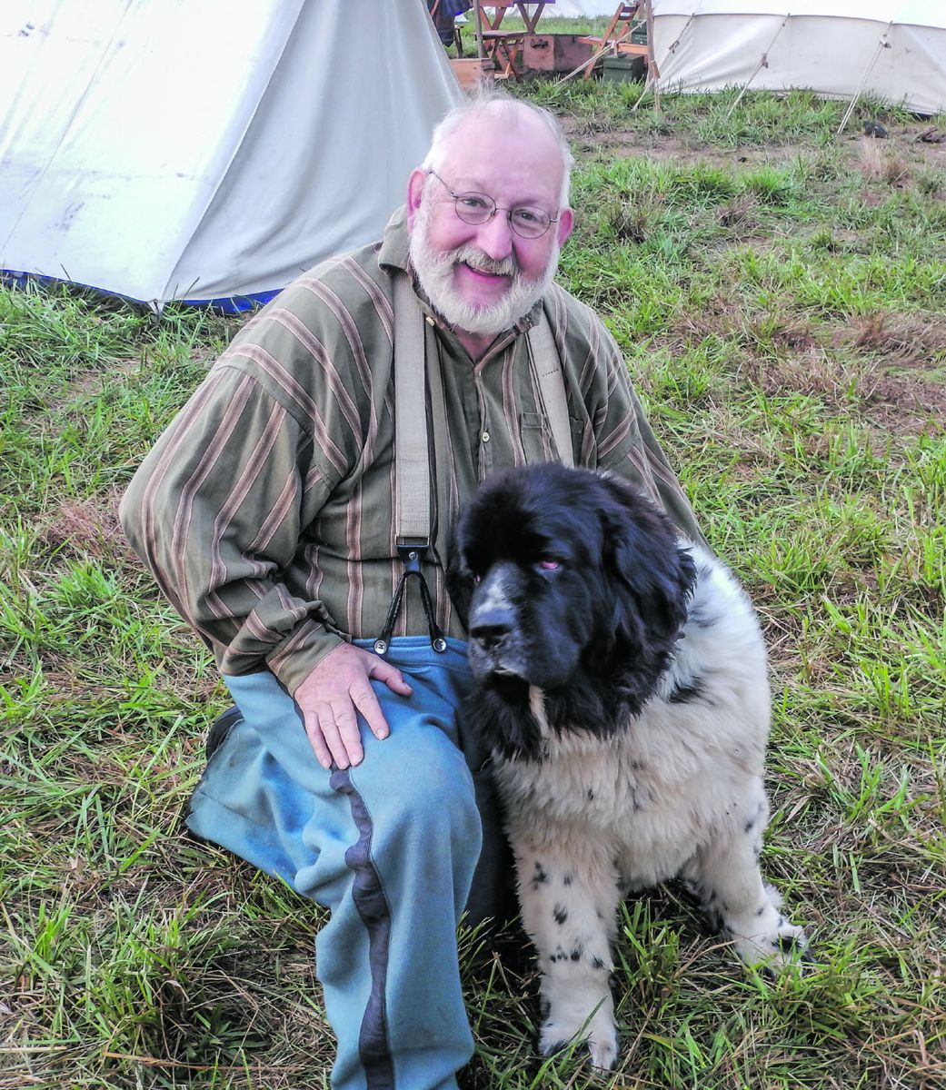 Neal Rudy, Peoria, Ill., and dog Cassie 1st Federal Division.