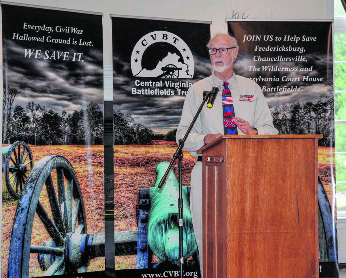 A. Wilson Greene addresses CVBT guests at Stevenson Ridge.