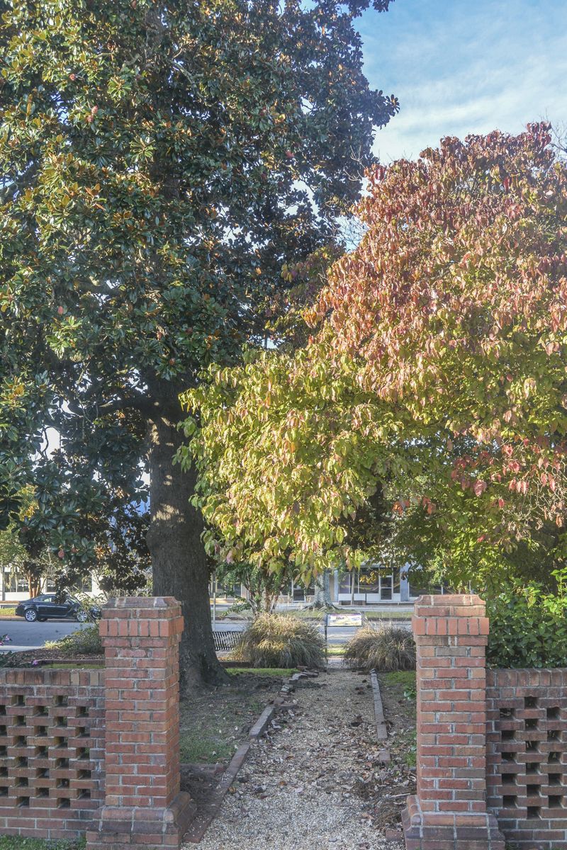The GCWHT marker is set in a pleasant garden in downtown Louisville.