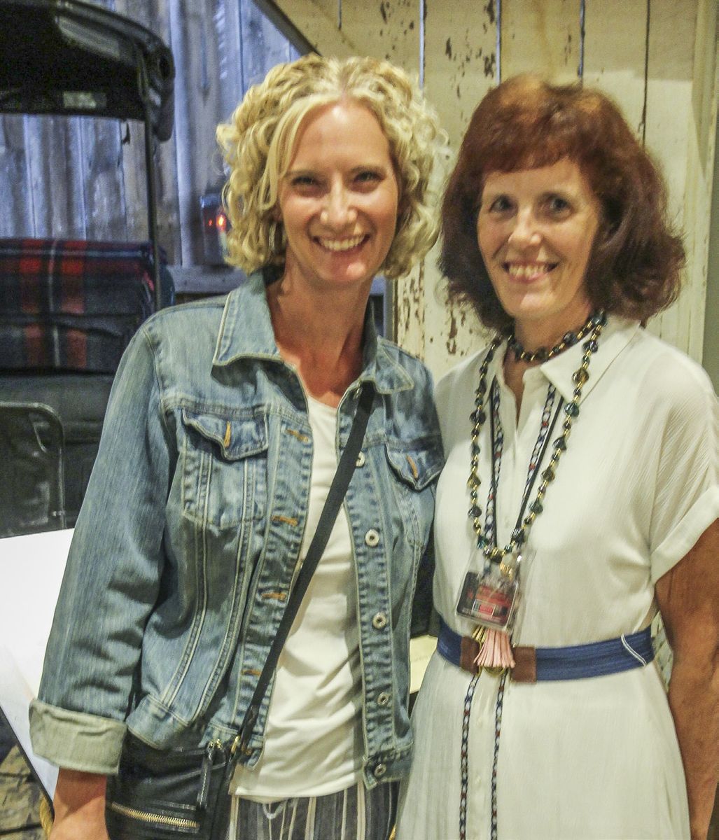 Organizers Sarah Closson (Savas Beatie) and Denise Doyle (Gettysburg Heritage Center).