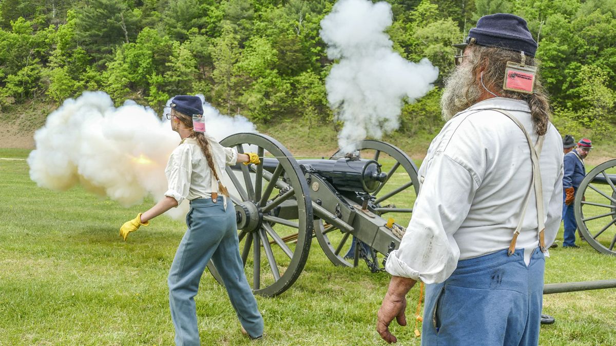 Tributes and Targets at N-SSA 147th Nationals — photograph 2 from the original article