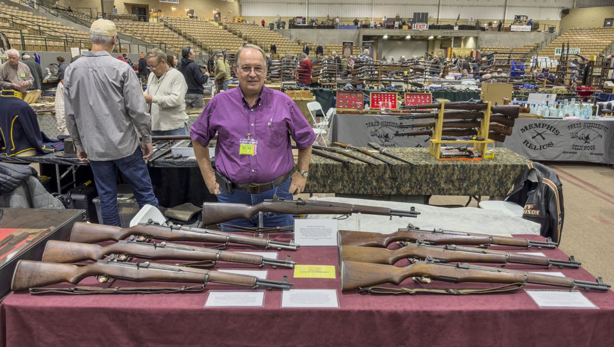 35th Annual Franklin Civil War Show — photograph 2 from the original article