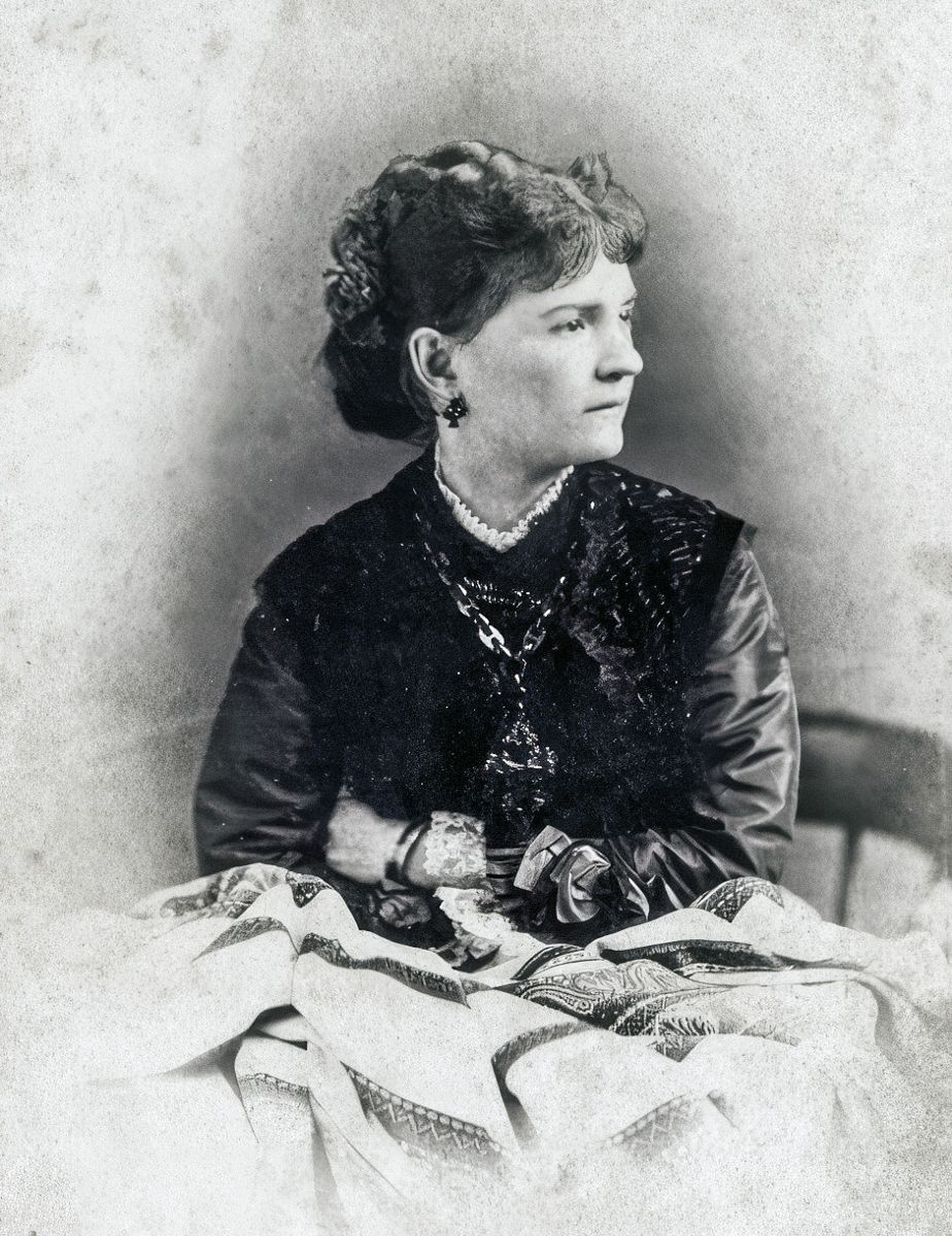 A Feisty Red-head Has Her Say — photograph 2 from the original article