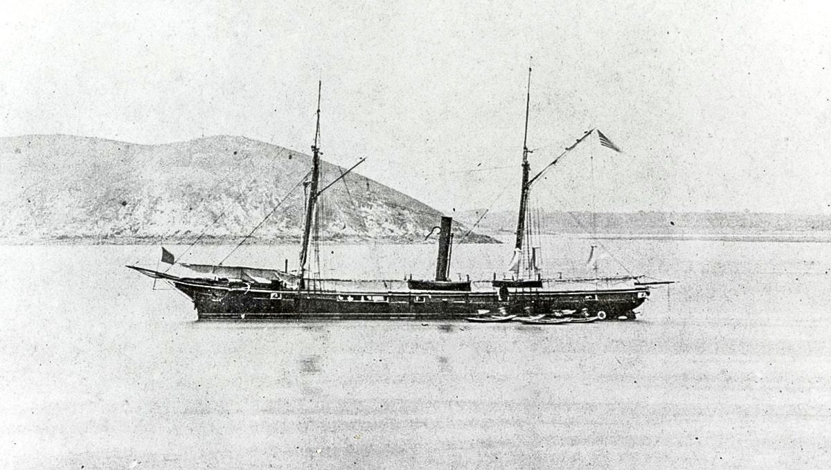 Living History Association Brings Tidewater Maritime History to Military Through the Ages — lead photograph from the original article