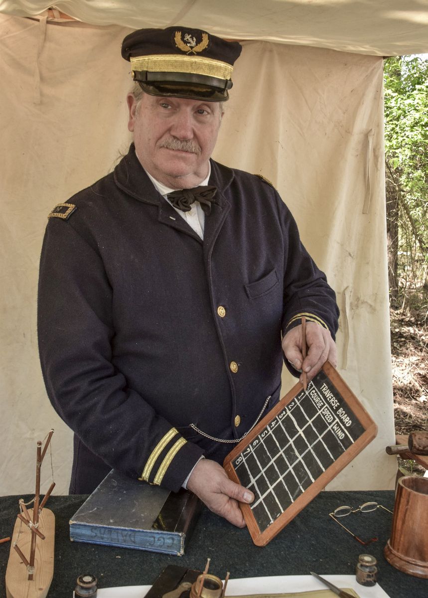 Living History Association Brings Tidewater Maritime History to Military Through the Ages — photograph 2 from the original article
