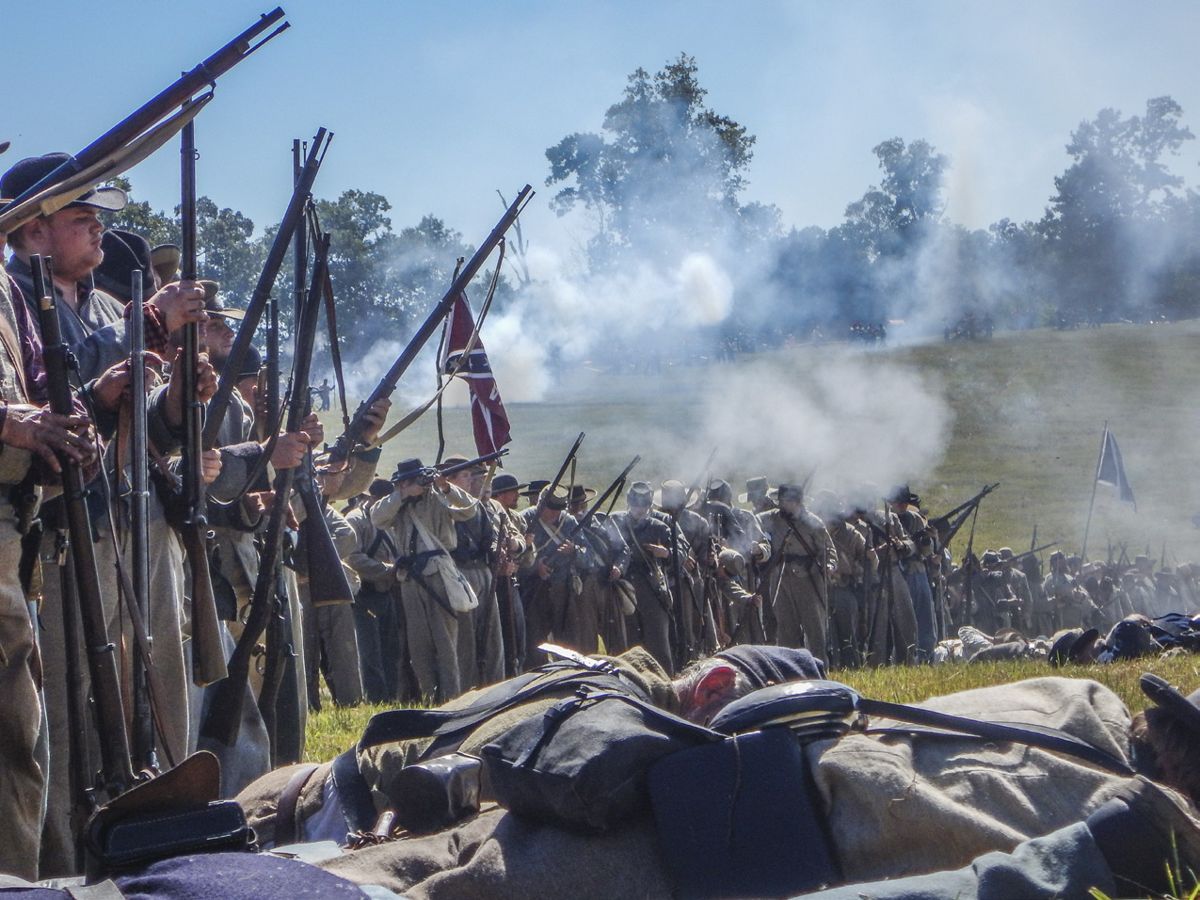 Confederate infantry during the heat of the battle.