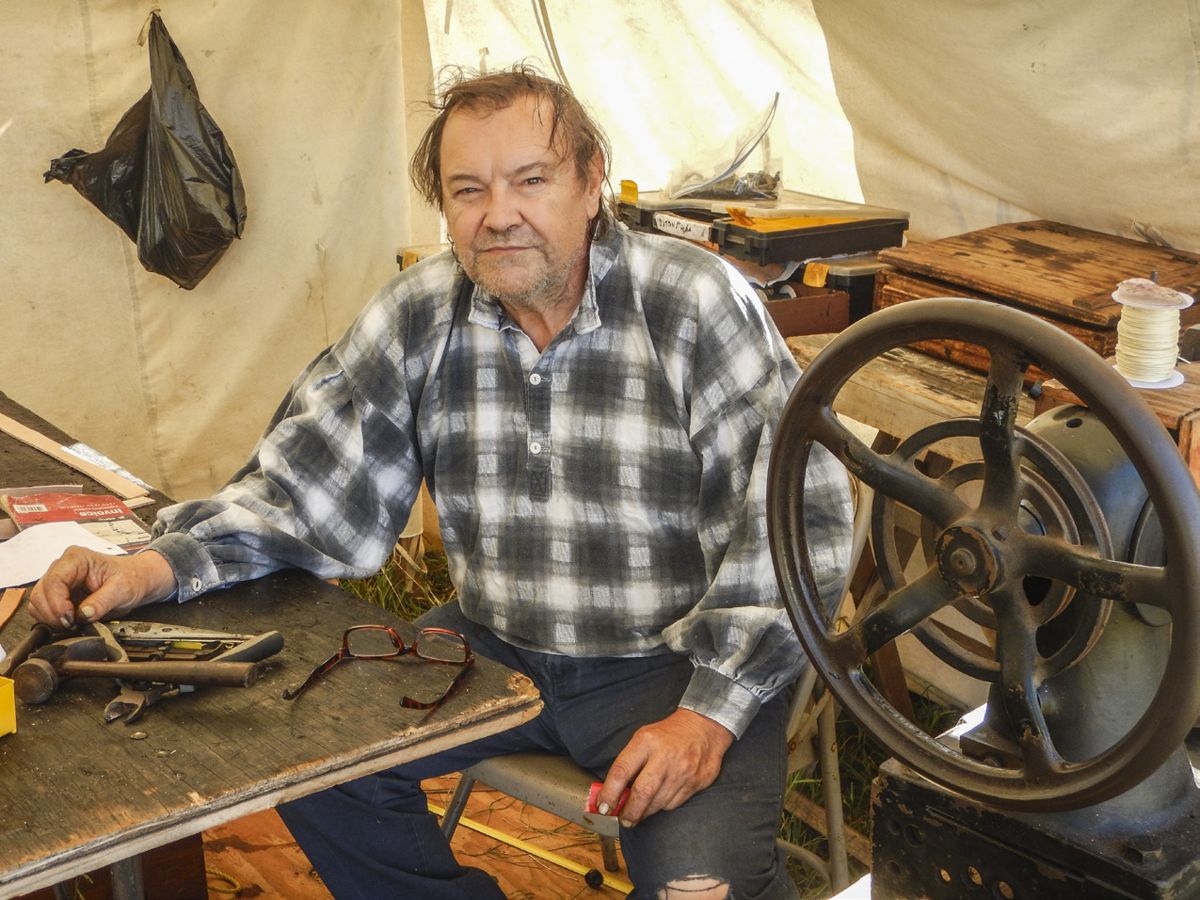 Fred Haley, sutler Le Pierre Leathers, Lewisburg, Tenn.
