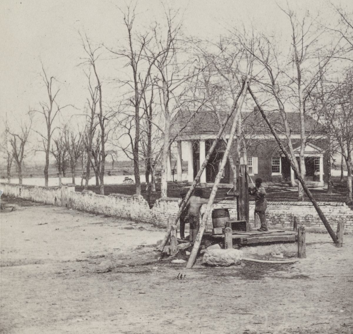 The Mule Shoe Struggle — photograph 2 from the original article