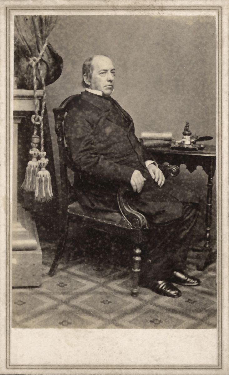 This & That Lincoln’s Cabinet — lead photograph from the original article